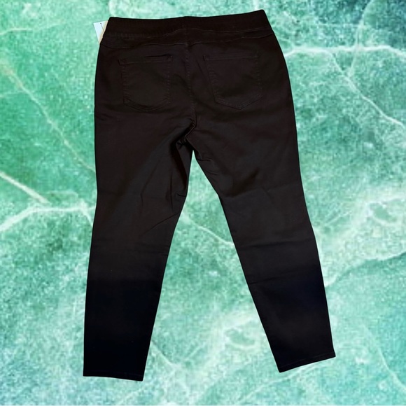 NWT Juicy Couture Black Bottoms - Picture 2 of 3